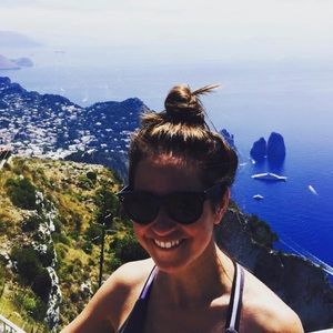 Meet your Posher, Alison